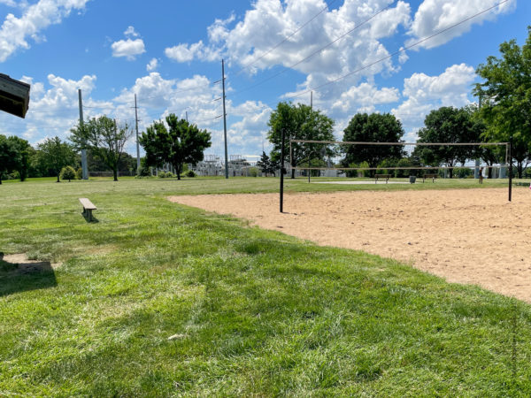 volleyball sand Electric Park