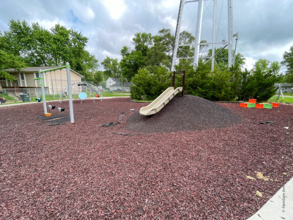 manor park playground slide and swings