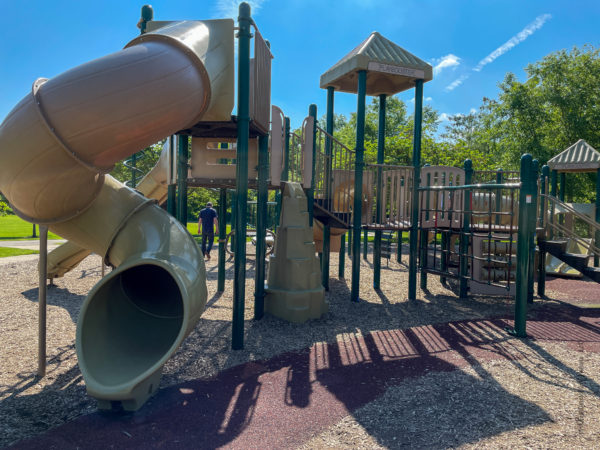 tunnel slide at I-Lan Park