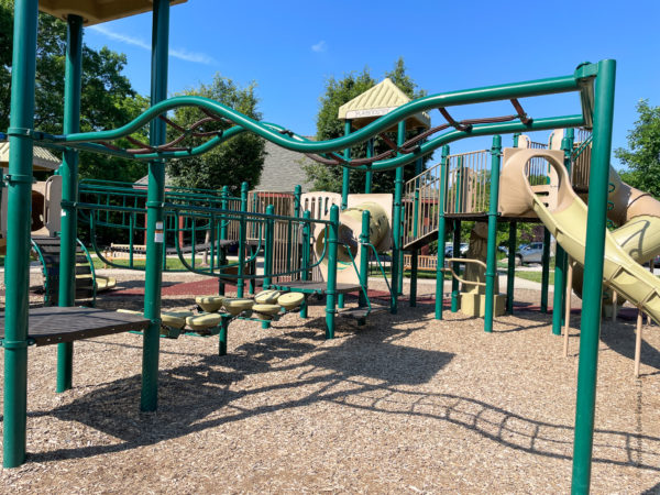 monkey bars and lillypad bridge at I-Lan Leawood