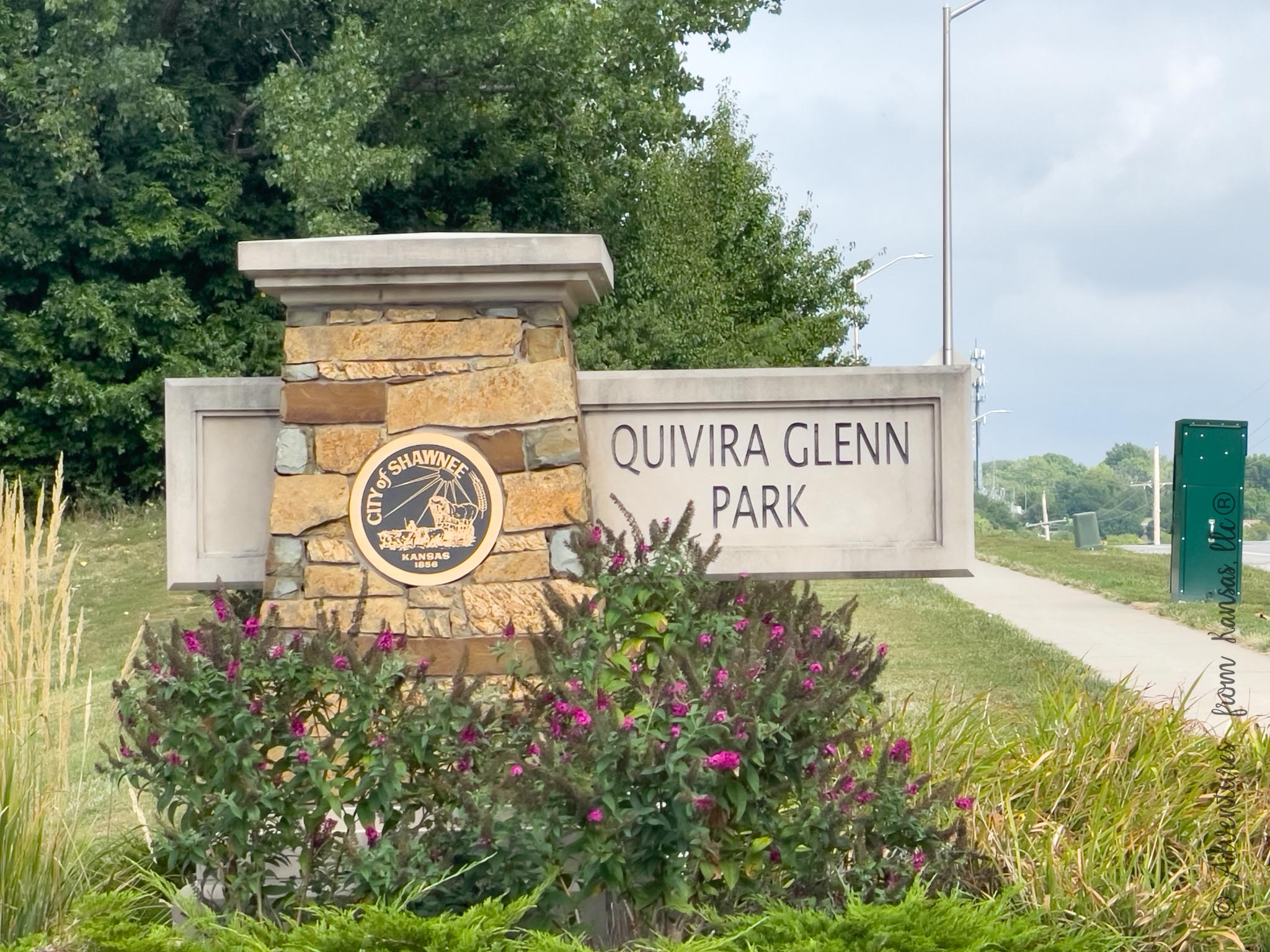 Sign at front of the park displaying name Quivira Glenn